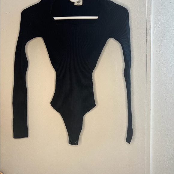 Abercrombie & Fitch Black Fitted Long Sleeve Bodysuit - Picture 1 of 3